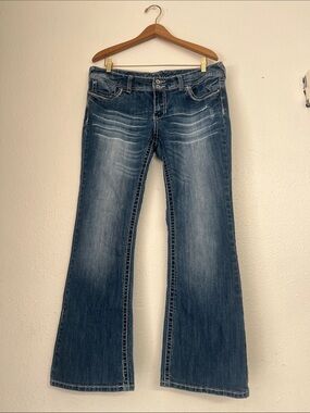 Ariya Women’s Blue Flare Jeans - Faded Indigo Stretch